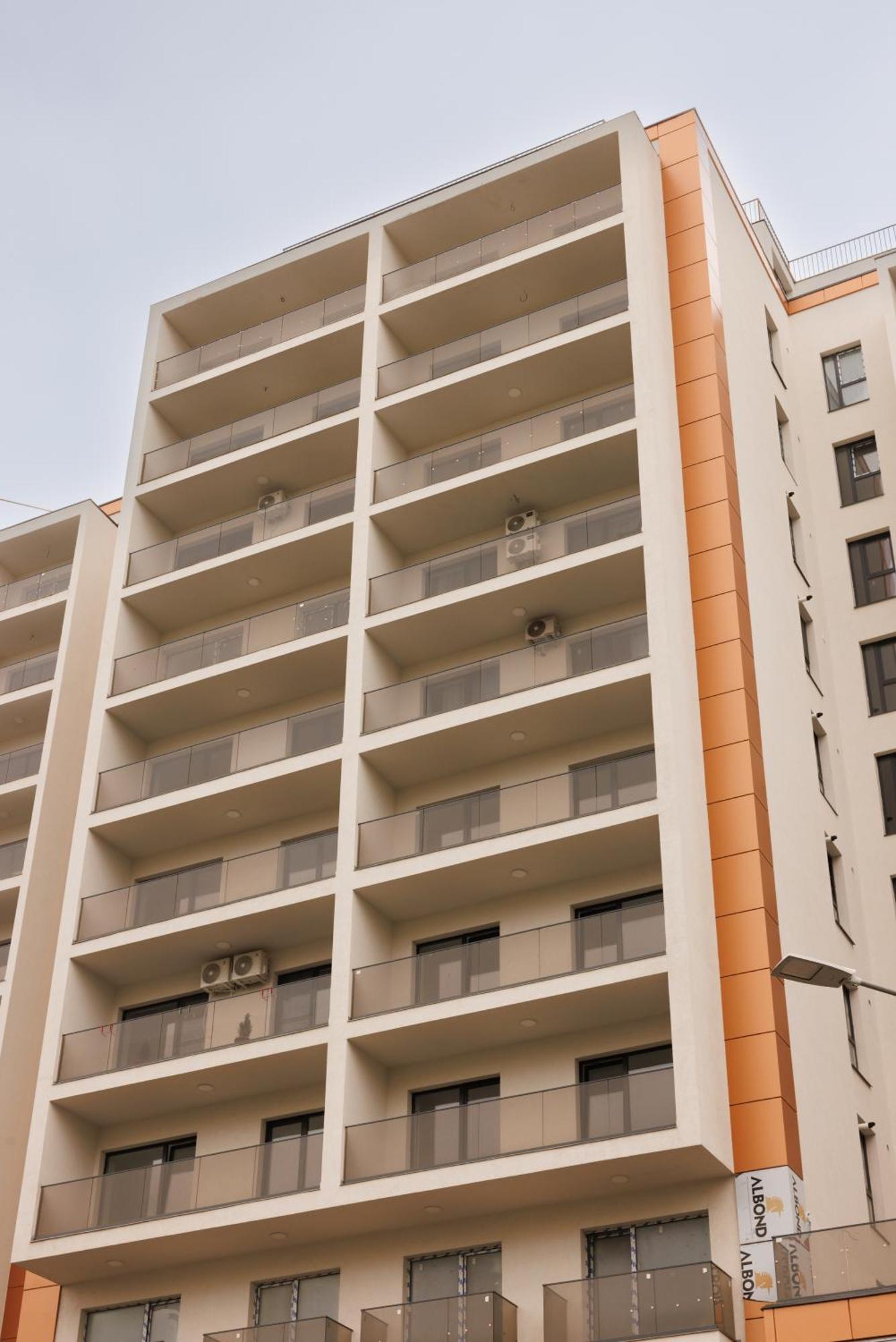 Rescossa Apartment Bukares Bagian luar foto