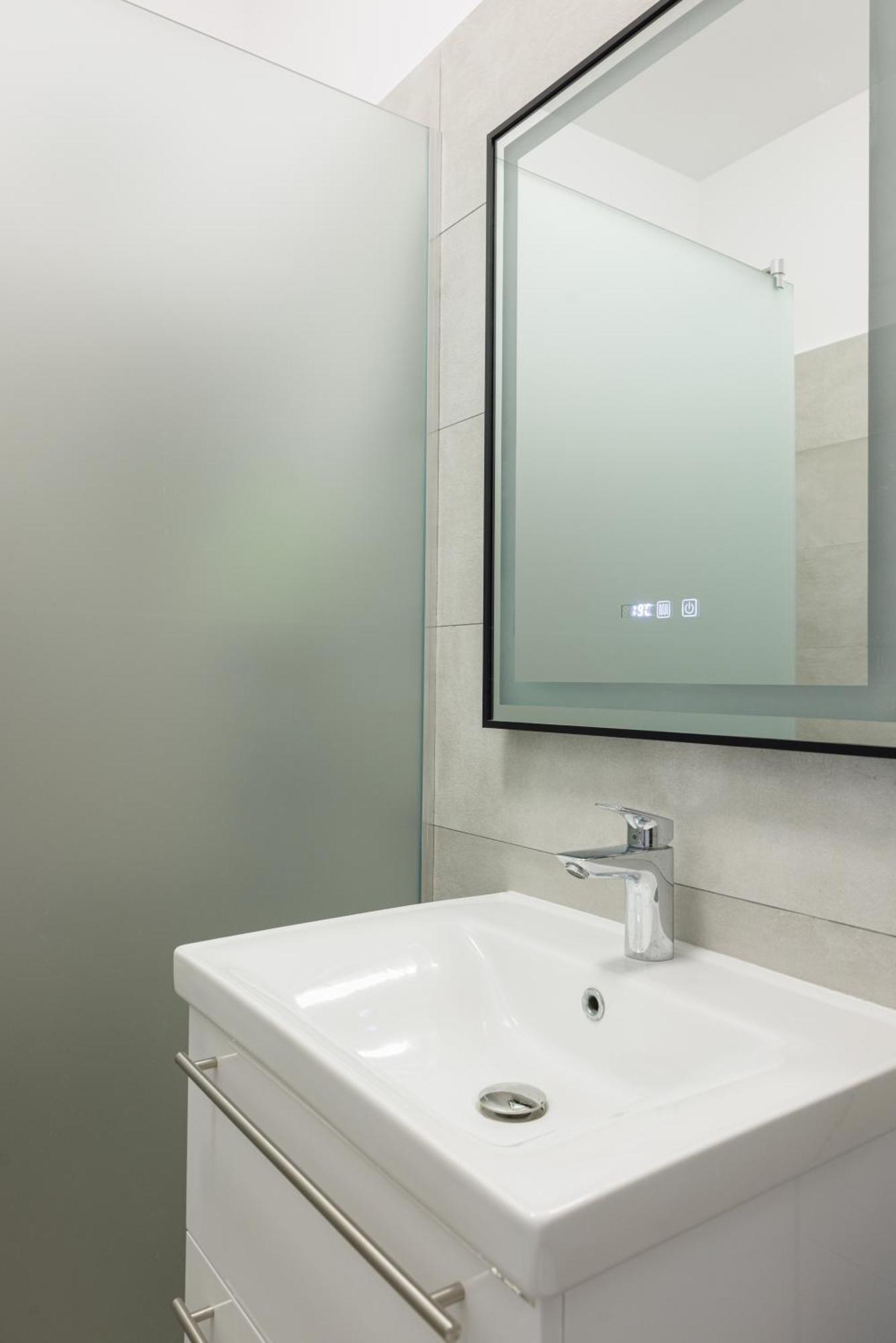 Rescossa Apartment Bukares Bagian luar foto