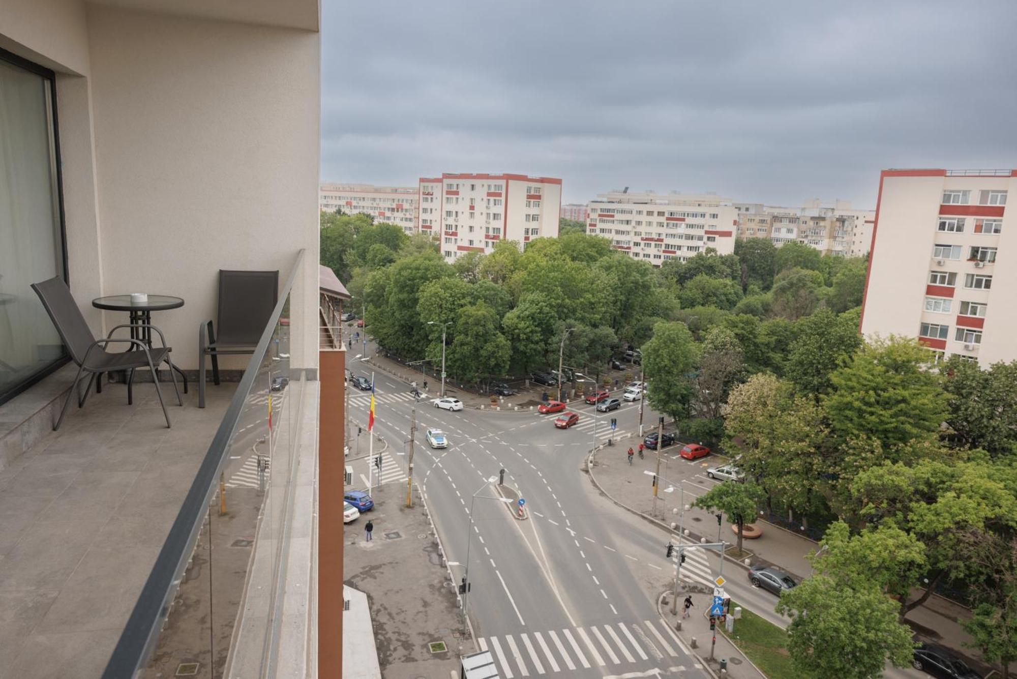 Rescossa Apartment Bukares Bagian luar foto