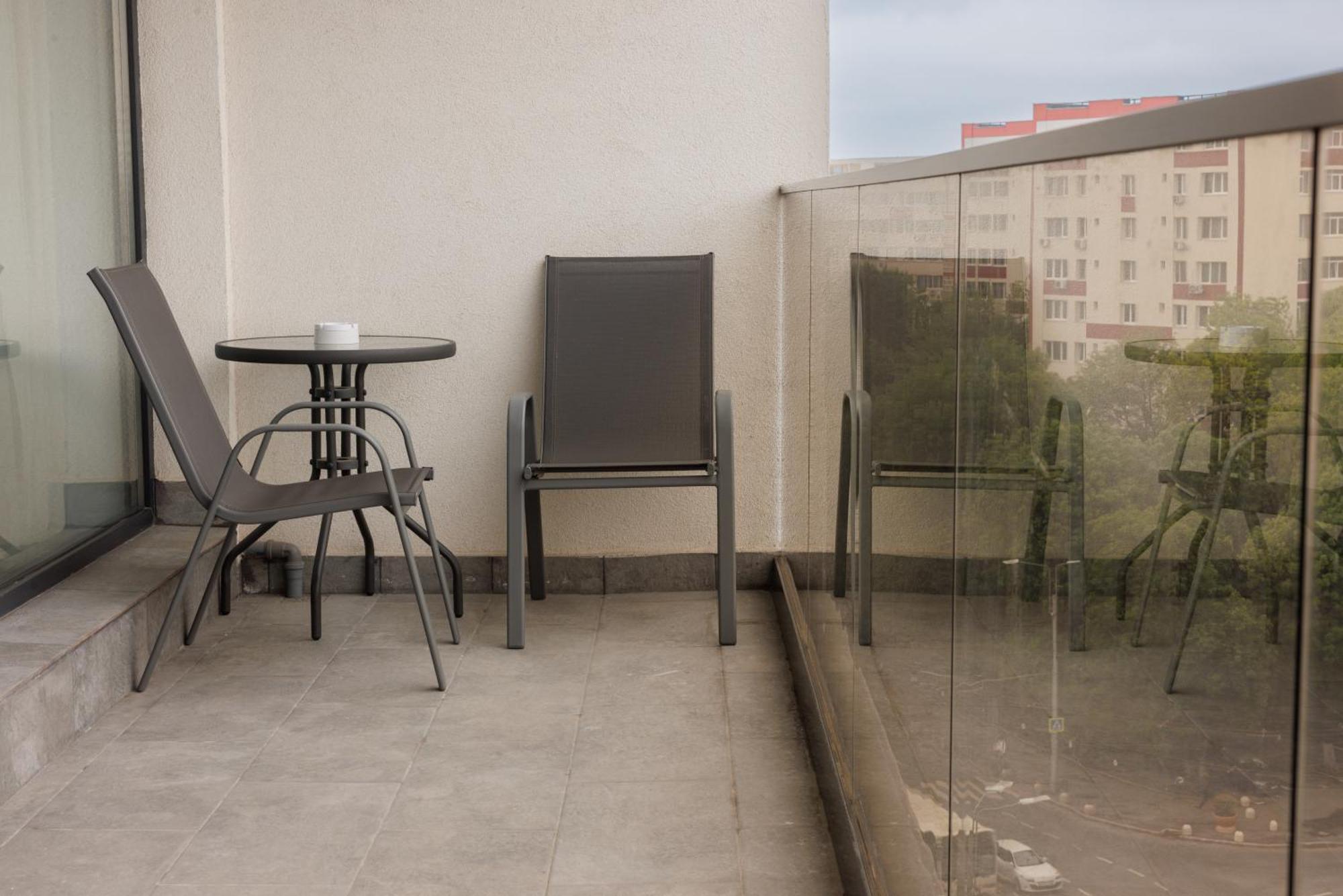 Rescossa Apartment Bukares Bagian luar foto